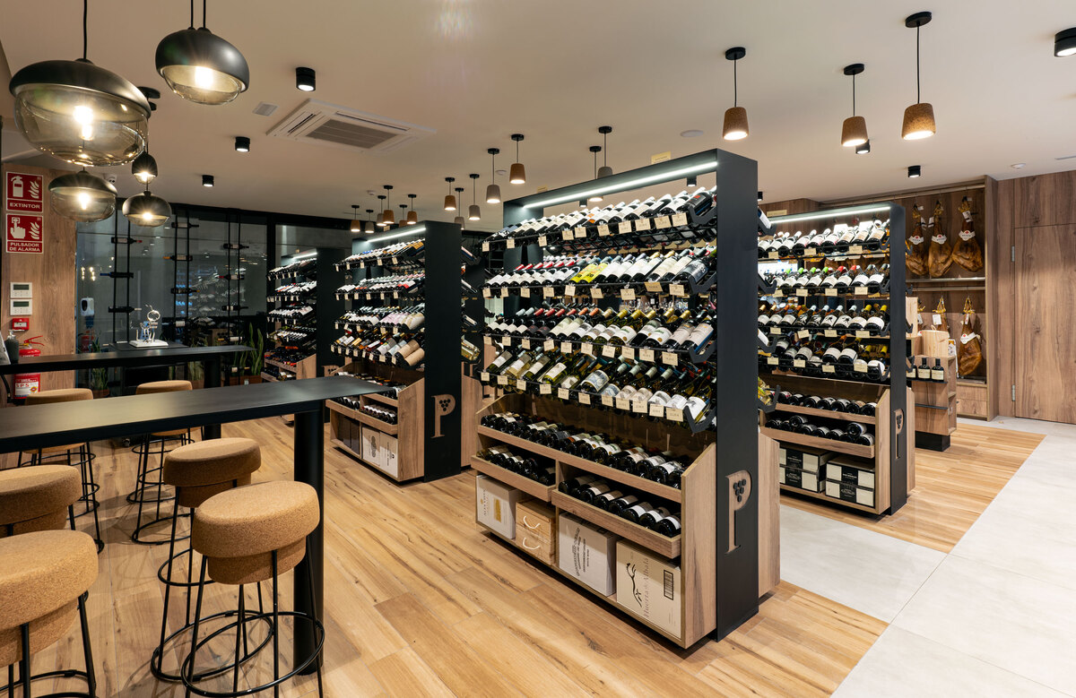 Interior de la vinoteca